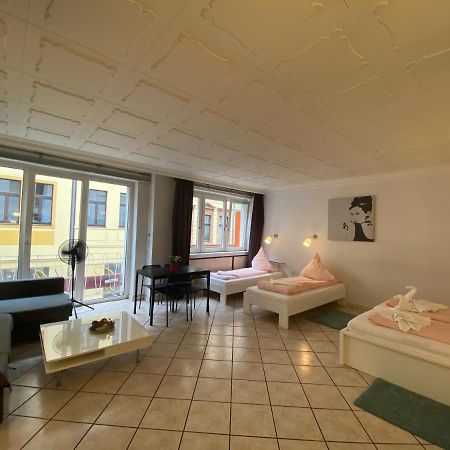 Central Shared Apartment, Friesenplatz 科隆 外观 照片